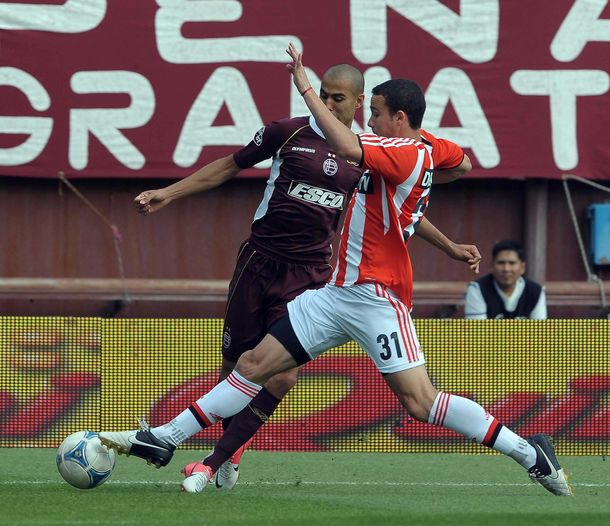 Lanús igualó con Estudiantes y cedió la punta del torneo