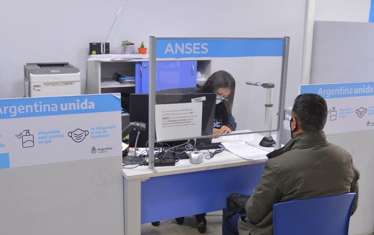 ANSES relanza créditos de hasta $50 millones para jubilados y AUH.