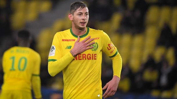La familia de Emiliano Sala reactivó la búsqueda del avión por su cuenta