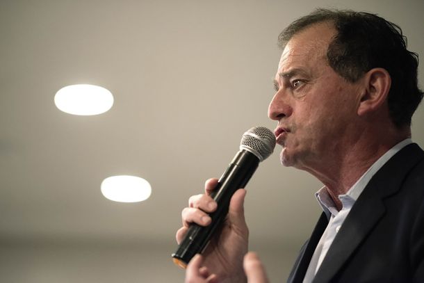 Manini Ríos confirmó que Cabildo Abierto continuará en la coalición de gobierno.