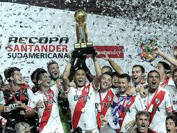 river le gano a san lorenzo y se quedo con la recopa sudamericana river le gano a san lorenzo y se quedo con la recopa sudamericana