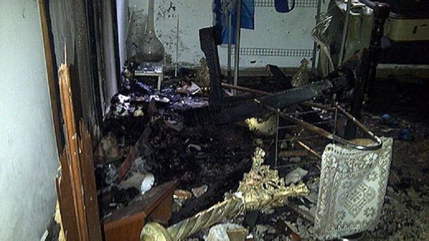 Incendiaron y destrozaron una parroquia en la ciudad de Olavarría