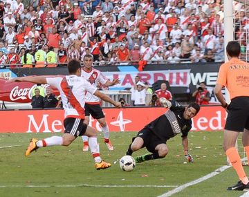La chance más clara en el Superclásico del Monumental