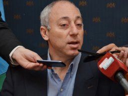 Pablo Atchabahian. Pablo Atchabahian.