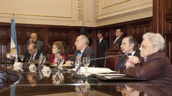 presentaron el per saltum por la cautelar del grupo clarin presentaron el per saltum por la cautelar del grupo clarin