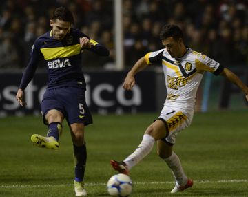Gago regaló una pelota y abrió el camino del descuento