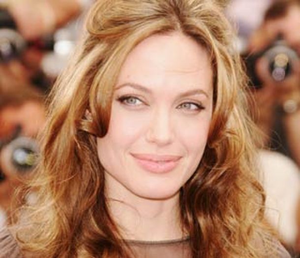 Angelina-jolie