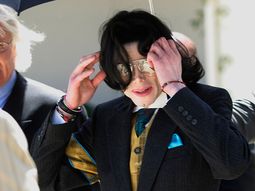 el lado mas oscuro de michael jackson: sadomasoquismo y nenes desnudos el lado mas oscuro de michael jackson: sadomasoquismo y nenes desnudos