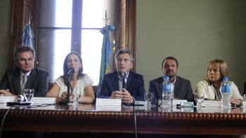 macri comienza a pisar la provincia para contrarrestar el poderio del pj macri comienza a pisar la provincia para contrarrestar el poderio del pj