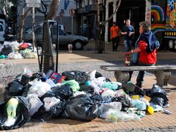 advierten por el peligro de la basura ante el intenso calor advierten por el peligro de la basura ante el intenso calor