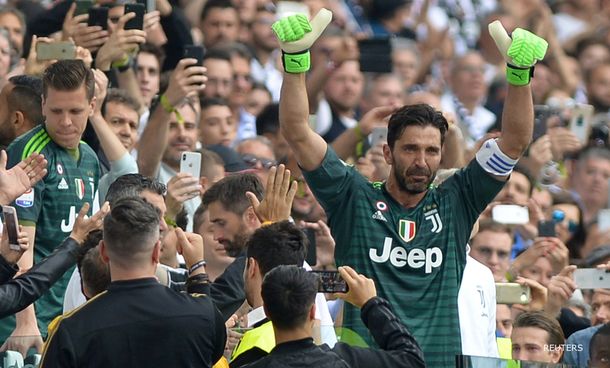 La emoción de Buffon en su despedida