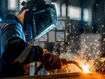 Sergio Massa liberó las importaciones que estaban pendientes para pymes industriales