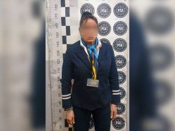 detuvieron a una azafata de aerolineas que trasladaba relojes, celulares y joyas detuvieron a una azafata de aerolineas que trasladaba relojes, celulares y joyas
