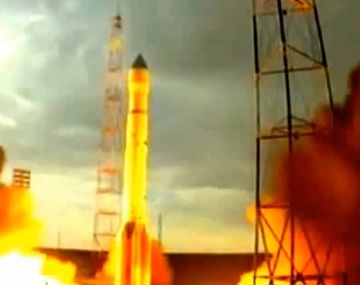 Un cohete se estrelló segundos después del despegue