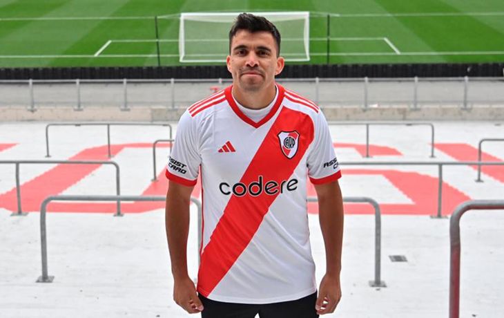 El Huevo Acuña llega a su primer Superclásico con la familia dividida: ¿quién es de Boca?