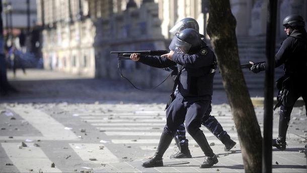 Esteban Bullrich justificó la represión a los trabajadores del Astillero Río Santiago