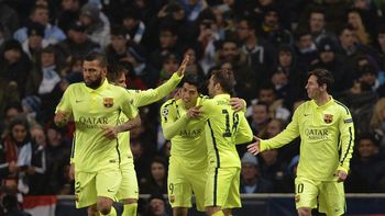 con dos goles de suarez, barcelona le gano al manchester con dos goles de suarez, barcelona le gano al manchester