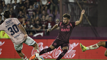 lanus sigue firme: se impuso de local ante union y lidera su zona lanus sigue firme: se impuso de local ante union y lidera su zona