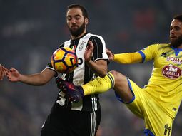 Juventus enfrenta a Atalanta en Turín Juventus enfrenta a Atalanta en Turín