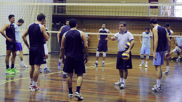 Sorpresa: Javier Weber dejó de ser el DT de la selección