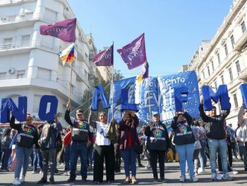 Día del Trabajador: sindicatos y movimientos sociales marcharon contra los condicionamientos del FMI