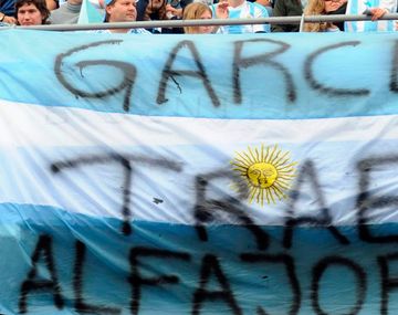 Los que trajeron alfajores: fueron por sorpresa al Mundial y sólo pasearon