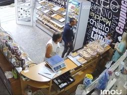 merlo: denunciaron a un hombre por acosar a una nena y piden ayuda para identificarlo merlo: denunciaron a un hombre por acosar a una nena y piden ayuda para identificarlo