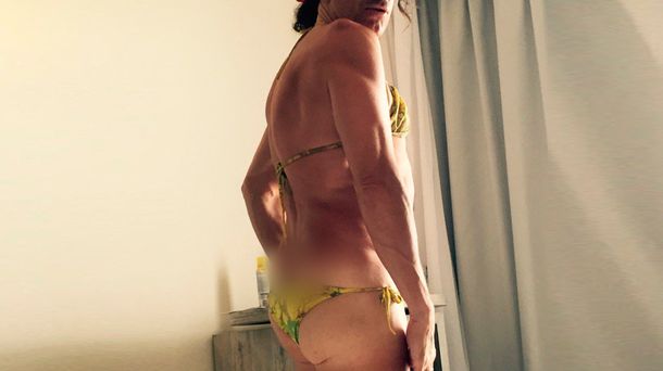 Favio Posca revolucionó las redes con una foto en bikini