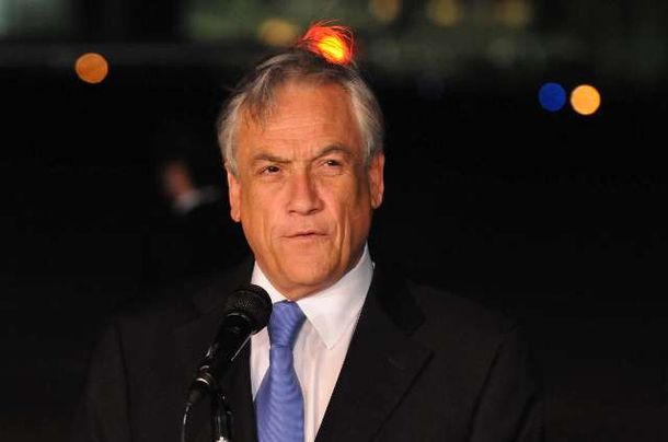 Piñera felicitó por su madurez a una nena violada y embarazada