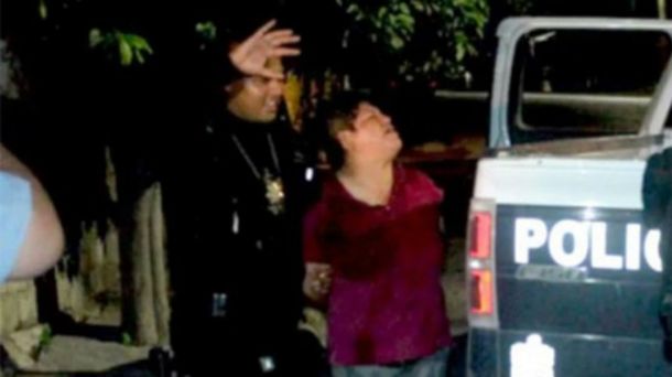 La mujer clamaba por su Elizabeth: ¿estás mirando?