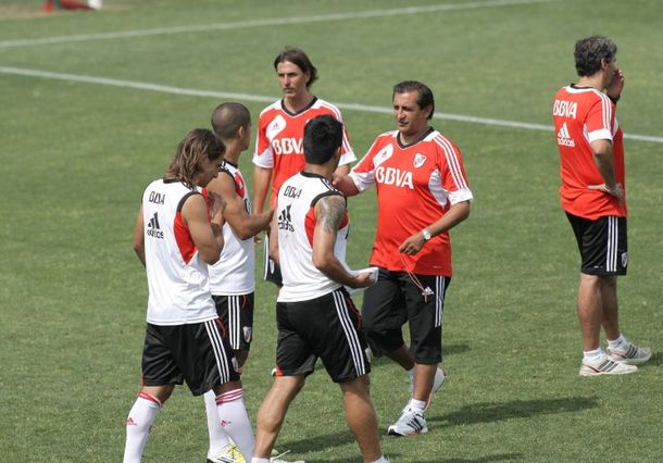 Con la presencia de Cavenaghi, River inició la pretemporada