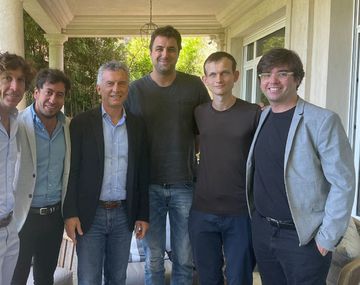 Se derrumbaron las criptomonedas y en Twitter culpan a Macri