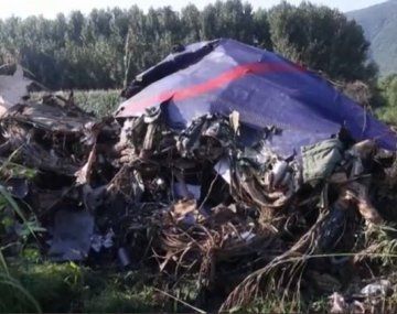 El avión ucraniano que se estrelló en Grecia llevaba armas entre Serbia y Bangladesh