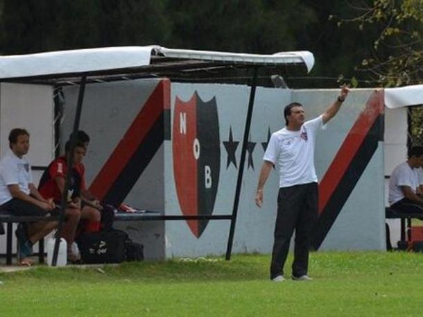 Tras la danza de nombres, Newells ya tiene nuevo DT