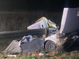 grave choque frontal en la ruta 19 de cordoba: murieron tres ninos y un adulto grave choque frontal en la ruta 19 de cordoba: murieron tres ninos y un adulto