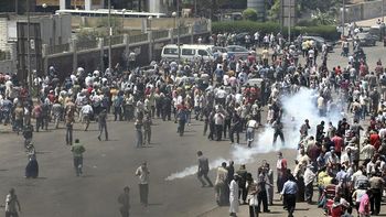 jornada sangrienta en egipto: denuncian al menos 200 muertos jornada sangrienta en egipto: denuncian al menos 200 muertos