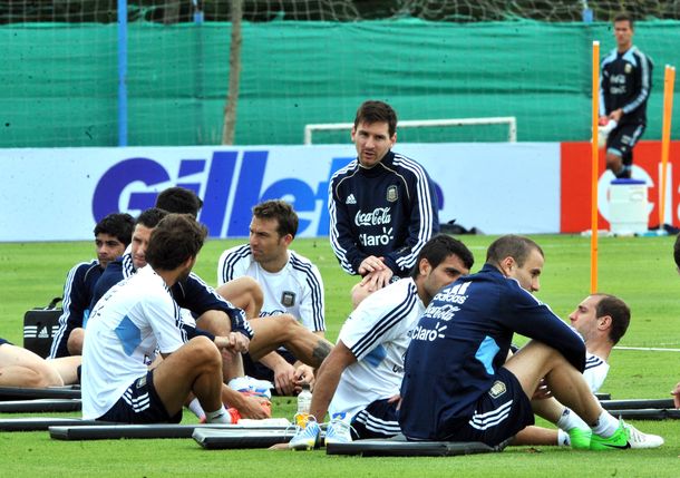 La Selección sumó a Clemente pensando en Ecuador