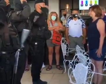 ¿Fueron a saludarla o llamaron al 911? El detrás de escena de Bullrich con los policías