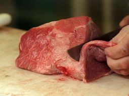 Asado a 400 pesos, vacío a 500 pesos: uno por uno, cortes de carne económicos