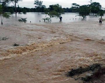 Argentina envía ayuda a Bolivia ante las inundaciones