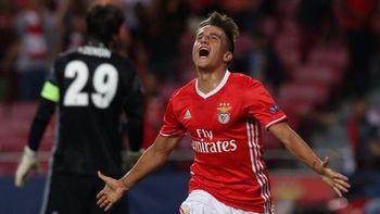 franco cervi debuto en la champions league con un gol para el benfica franco cervi debuto en la champions league con un gol para el benfica