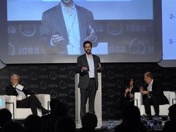 la mitad de los empresarios de idea aprueba el pago de coimas la mitad de los empresarios de idea aprueba el pago de coimas