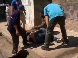 Tensión e incidentes en Avellaneda por amenazas de corte de las vías del tren Roca