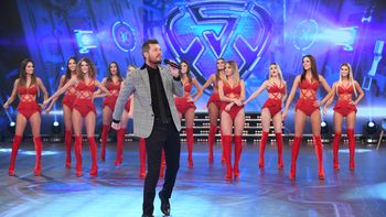 Marcelo Tinelli abriendo la cumbia pop Marcelo Tinelli abriendo la cumbia pop