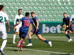Atlético de Madrid le ganó al Elche: sigue como único líder de la Liga española