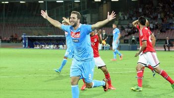 el napoli de higuain apenas igualo y no pudo acercarse a la punta el napoli de higuain apenas igualo y no pudo acercarse a la punta