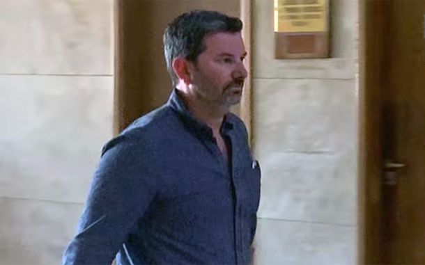 El piloto Agustín Issin Hansen en Comodoro Py. El piloto Agustín Issin Hansen en Comodoro Py.