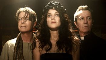 retiran el video de bowie donde aparece como jesus retiran el video de bowie donde aparece como jesus