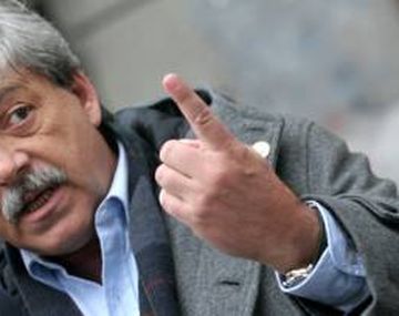 Buzzi confirmó que se sumará al paro de Moyano y Micheli