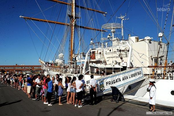 Fragatamanía: más de 30.000 visitantes este fin de semana